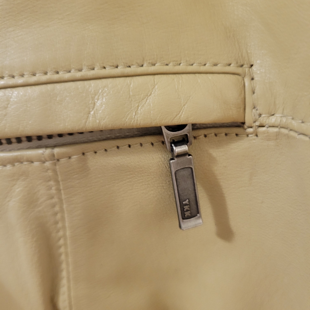 Danier Beige Leather Jacket - Picture 3 of 10
